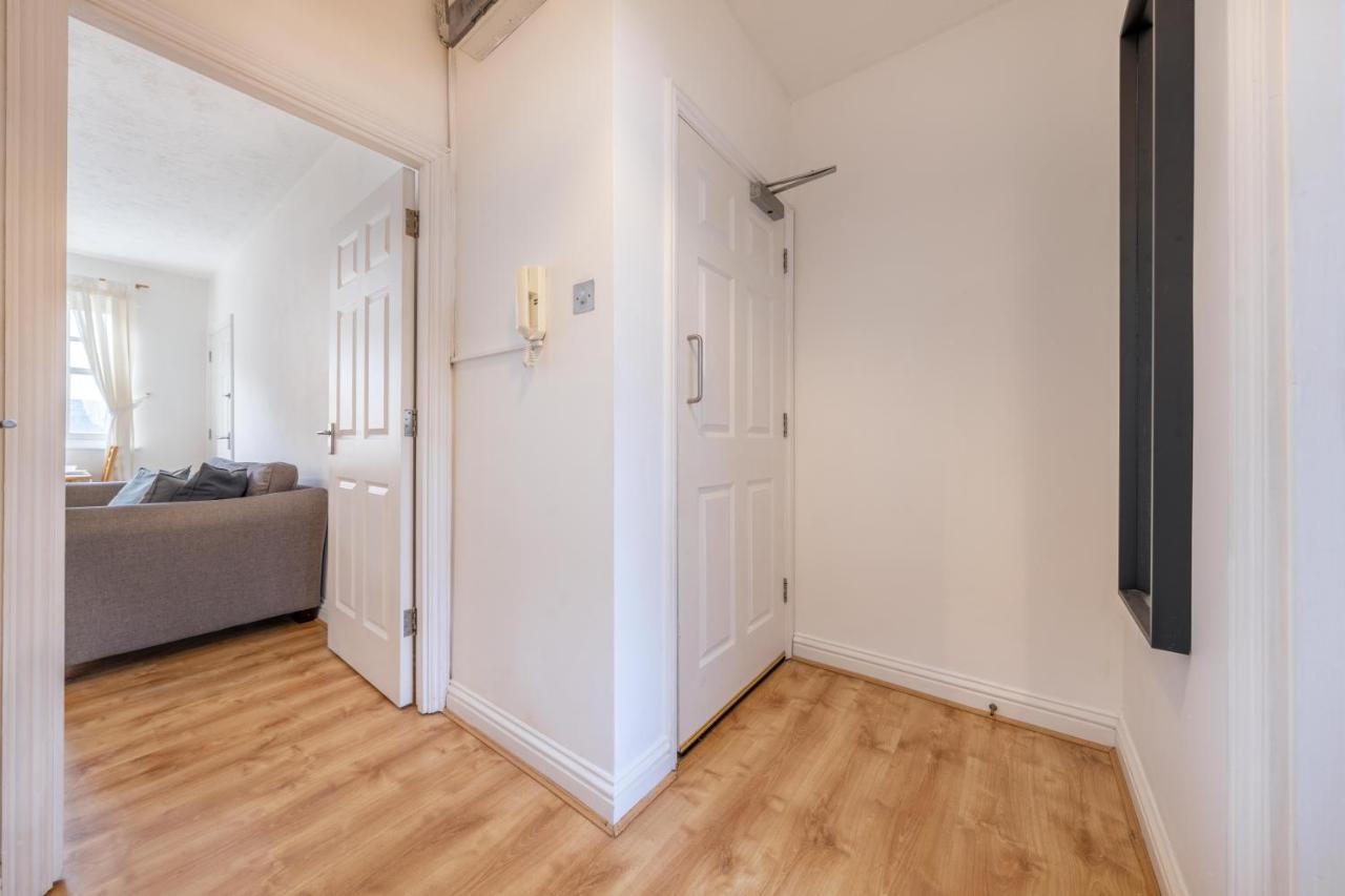 Stansted Airport & Bishops Stortford Town Centre Professional Apartment Bishop's Stortford Luaran gambar